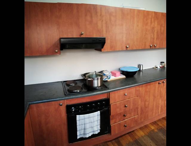 3 BEDROOM HOUSE FOR SALE IN VAN RIEBEECK HOOGTE